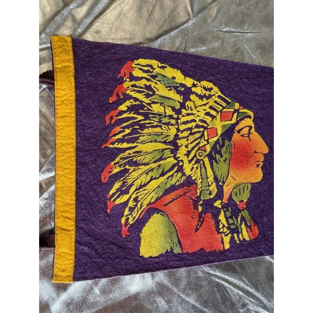 Vintage Dickson Mounds State Park Lewiston Illinois Pennant Flag Native American